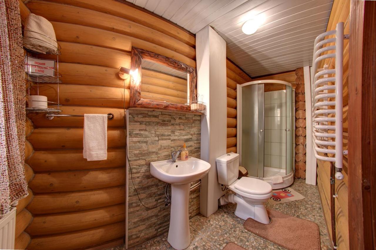 Hotel Gutsulia バコヴェル 部屋 写真